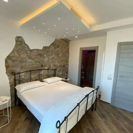 Bed and Breakfast L'orologio 4*