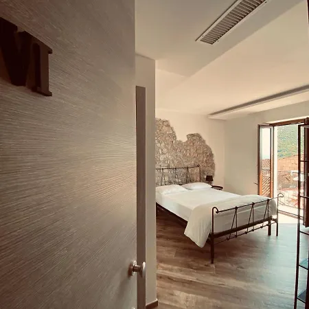 L'orologio Bed and Breakfast 4*