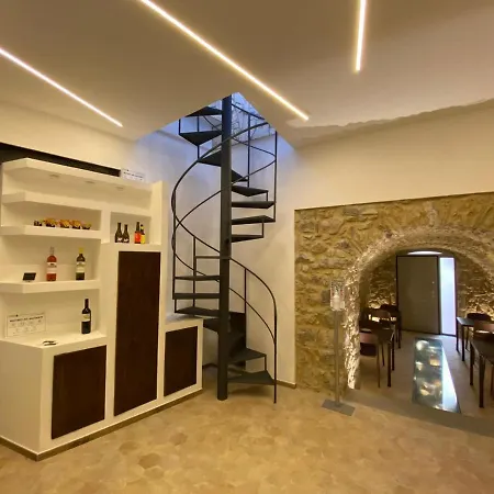 L'orologio Bed and Breakfast 4*